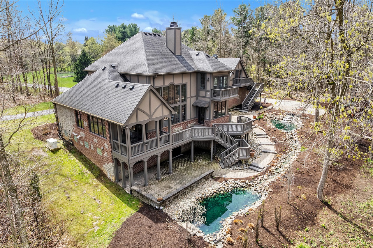 6785 Brookside Lane, Plymouth, MI, 48170-5809