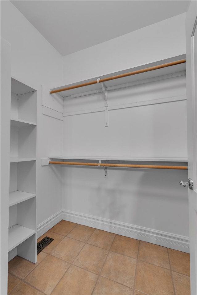 6785 Brookside Lane, Plymouth, MI, 48170-5809