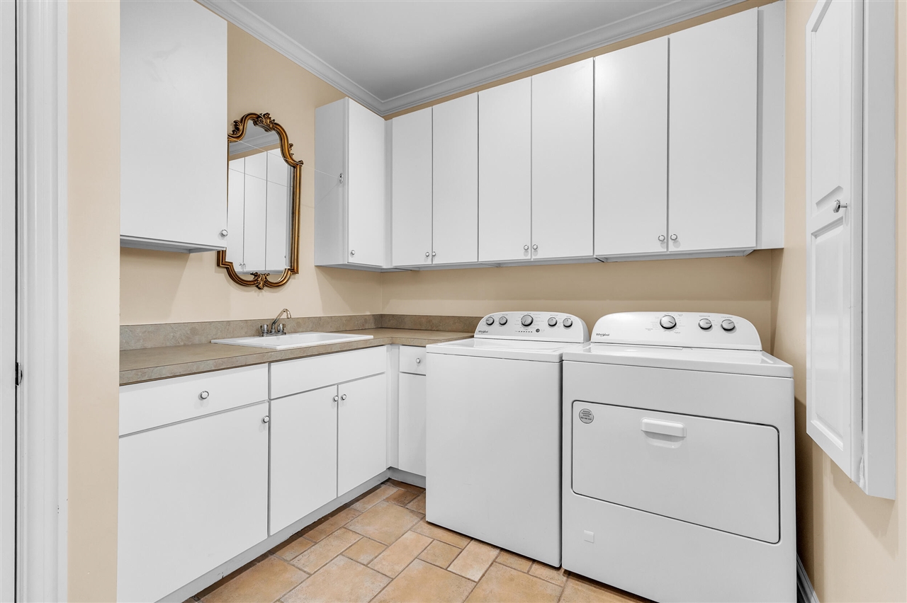 6785 Brookside Lane, Plymouth, MI, 48170-5809