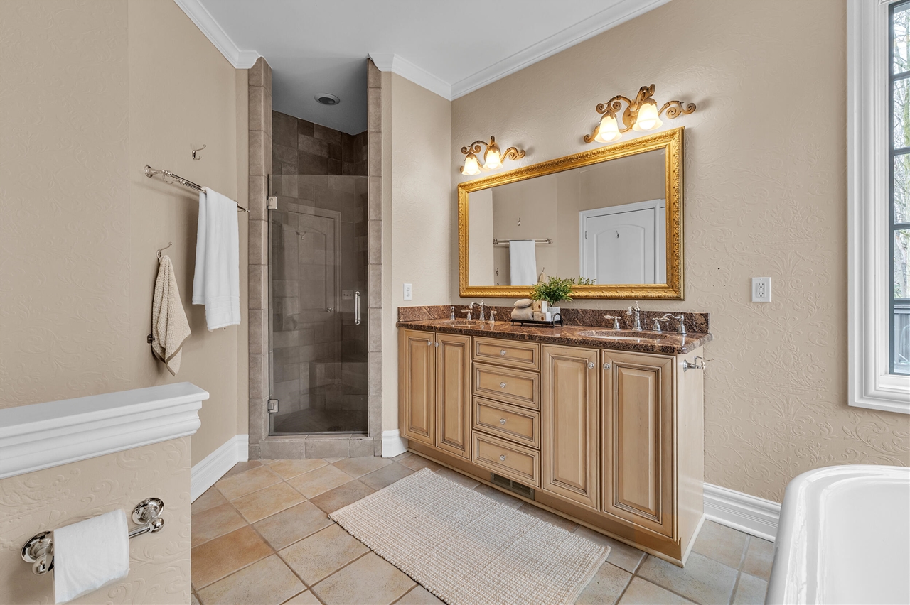 6785 Brookside Lane, Plymouth, MI, 48170-5809