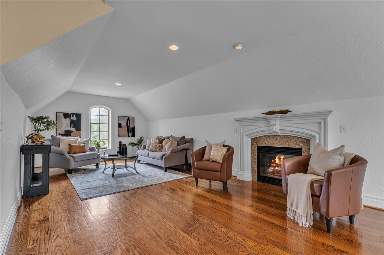 6785 Brookside Lane, Plymouth, MI, 48170-5809