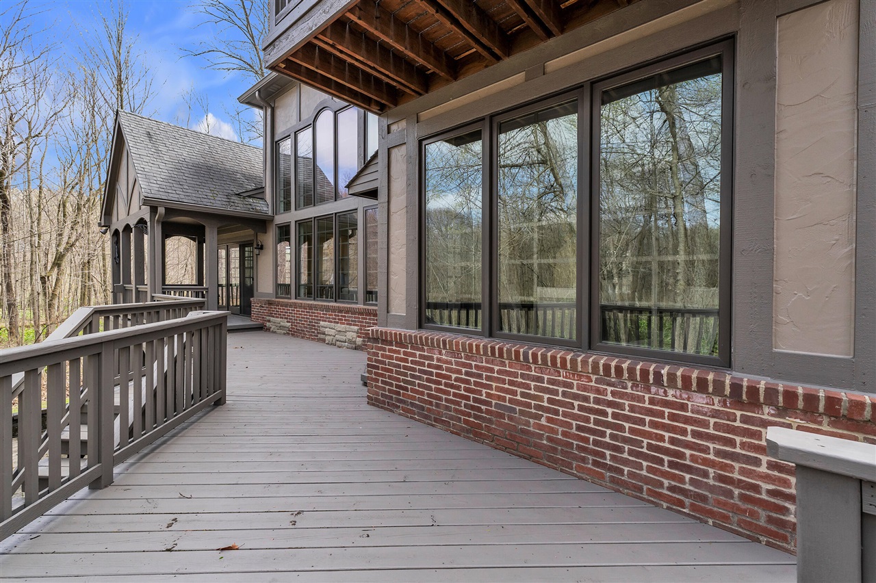 6785 Brookside Lane, Plymouth, MI, 48170-5809