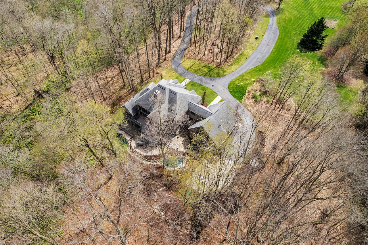 6785 Brookside Lane, Plymouth, MI, 48170-5809