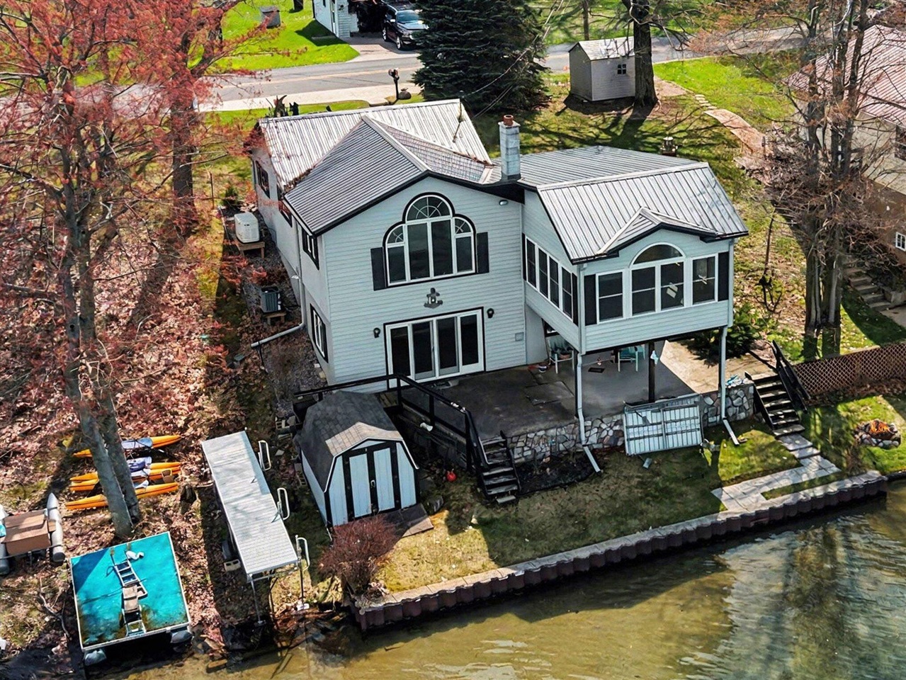 2662 Lakeside Drive, Stanton, MI, 48888-9015