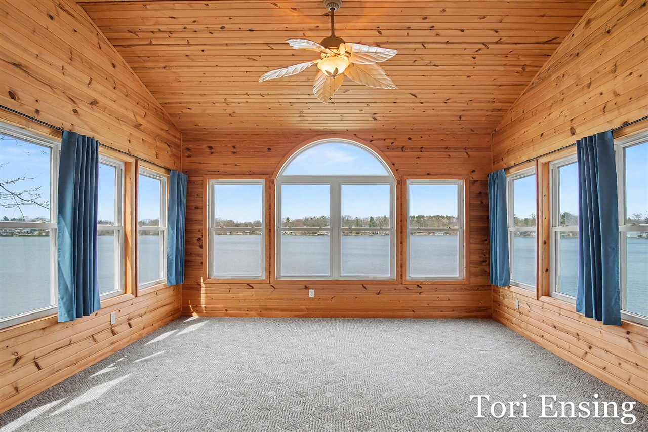 2662 Lakeside Drive, Stanton, MI, 48888-9015