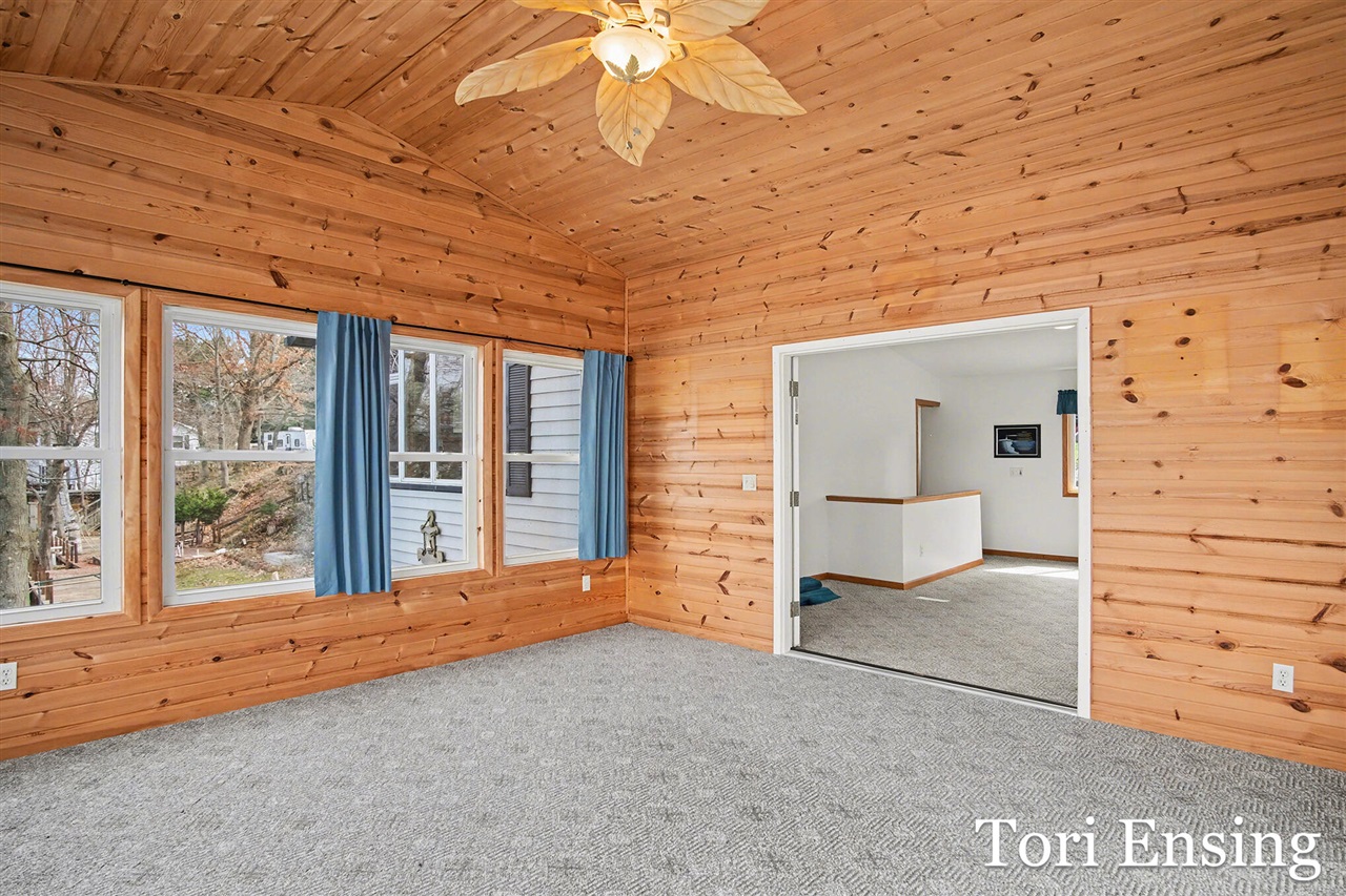 2662 Lakeside Drive, Stanton, MI, 48888-9015