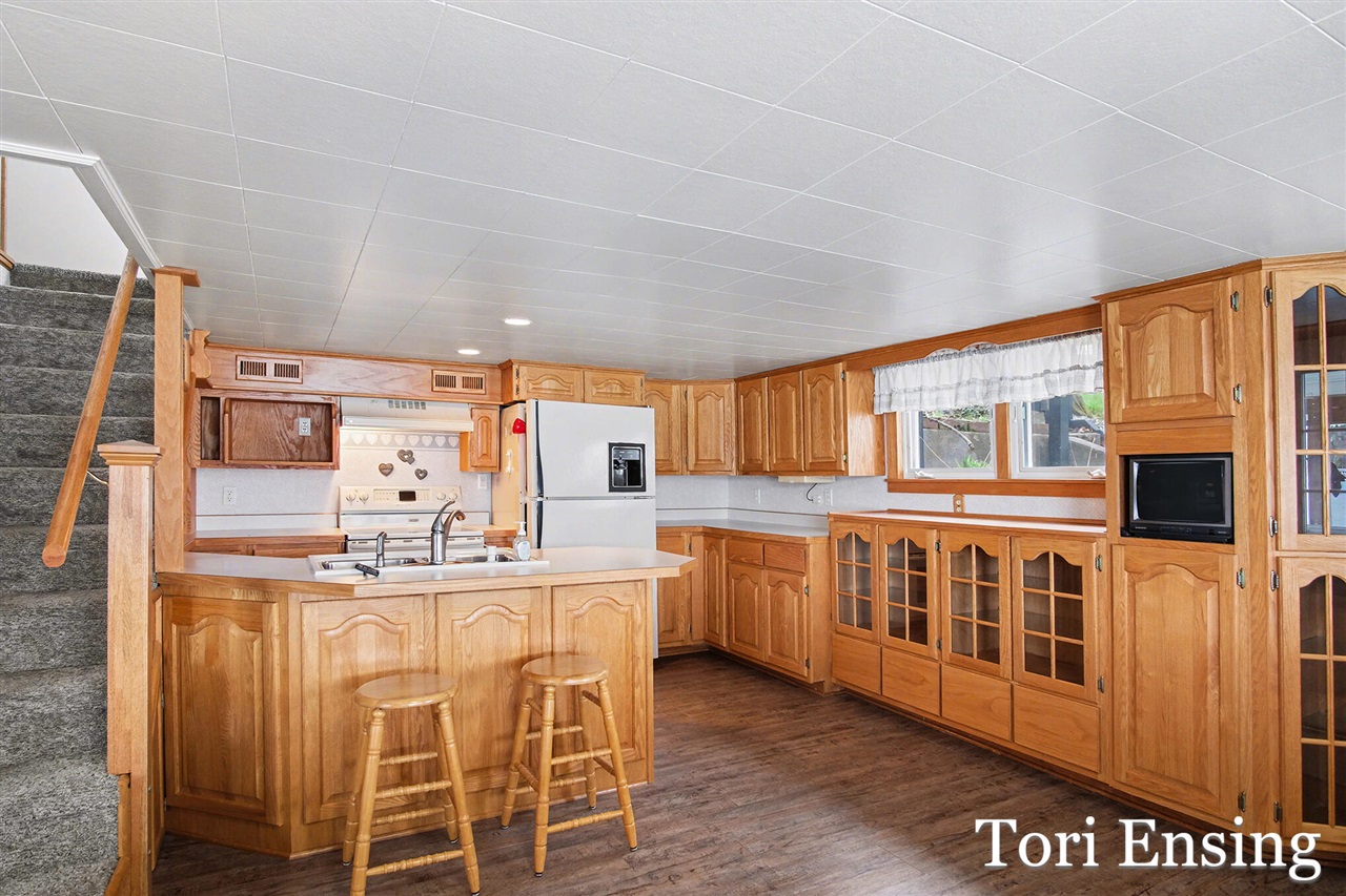 2662 Lakeside Drive, Stanton, MI, 48888-9015