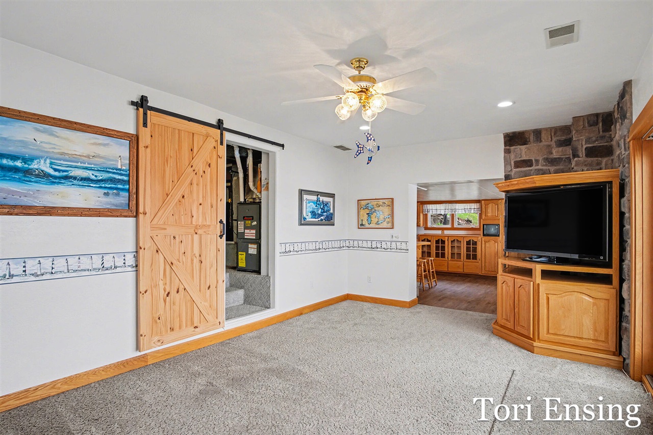 2662 Lakeside Drive, Stanton, MI, 48888-9015