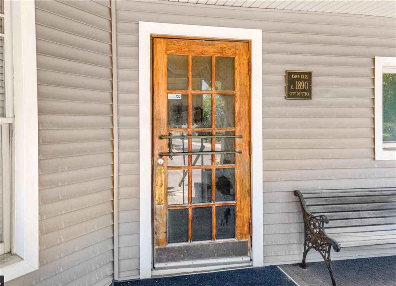 45199 Cass Avenue, Utica, MI, 48317-5508