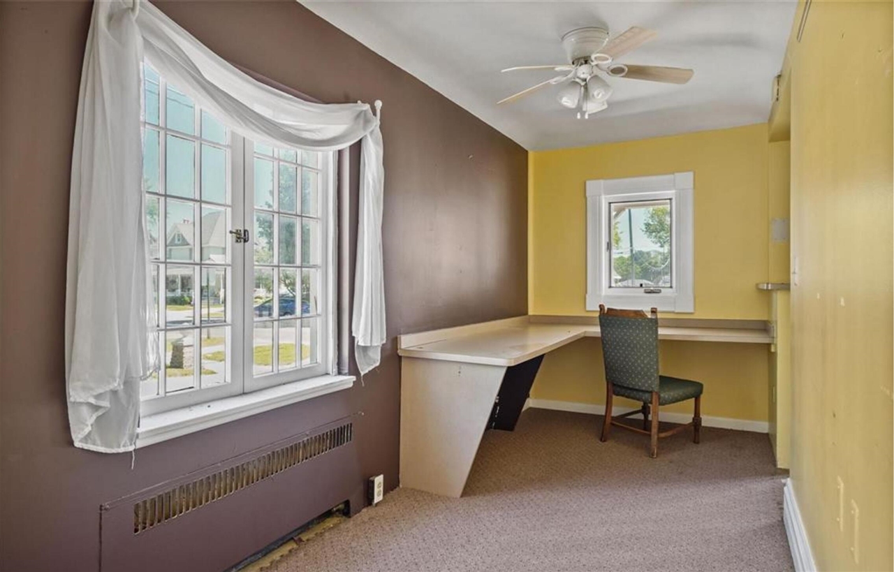 45199 Cass Avenue, Utica, MI, 48317-5508