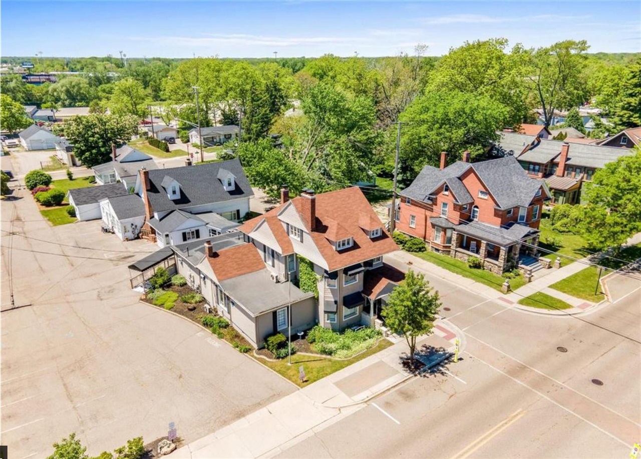 45199 Cass Avenue, Utica, MI, 48317-5508