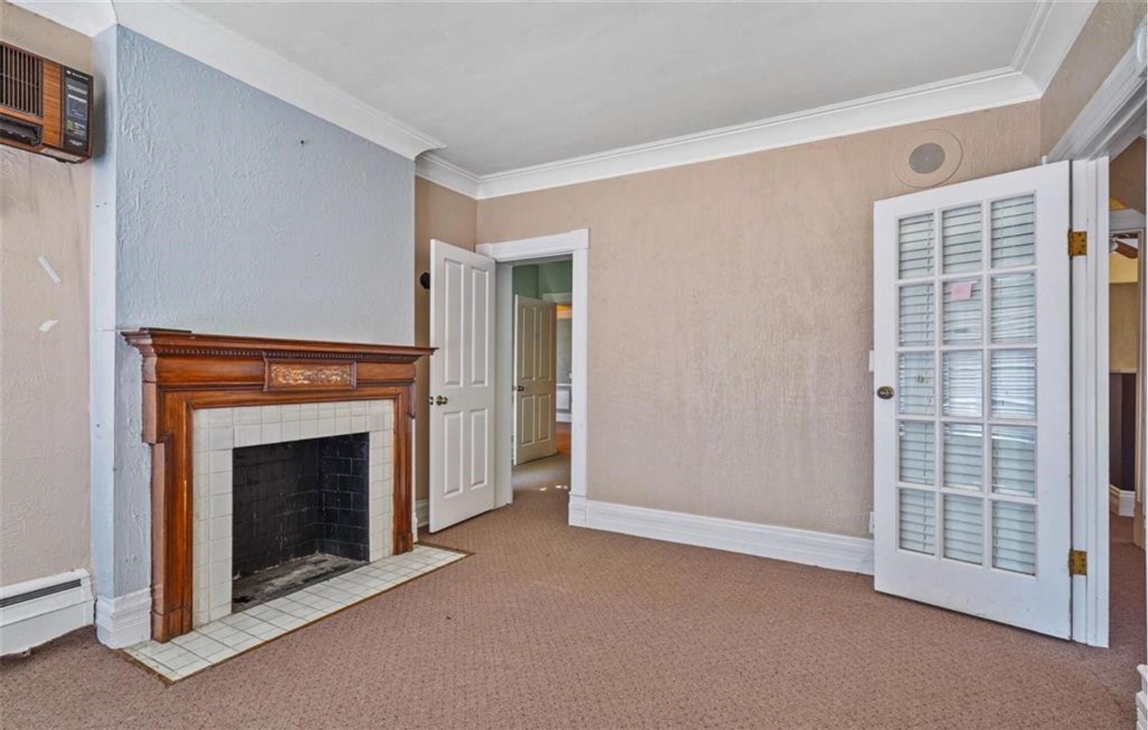 45199 Cass Avenue, Utica, MI, 48317-5508