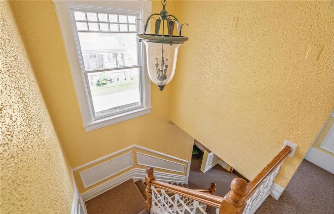 45199 Cass Avenue, Utica, MI, 48317-5508
