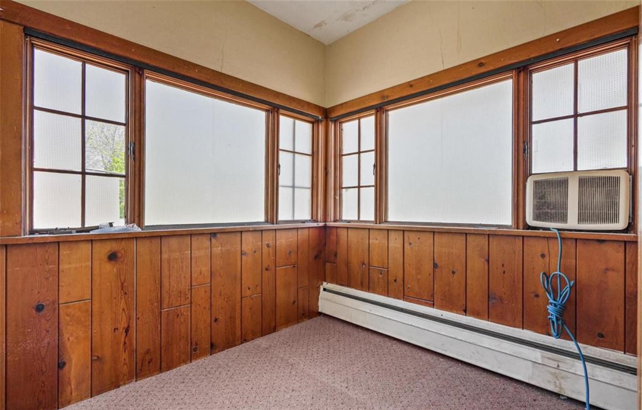 45199 Cass Avenue, Utica, MI, 48317-5508