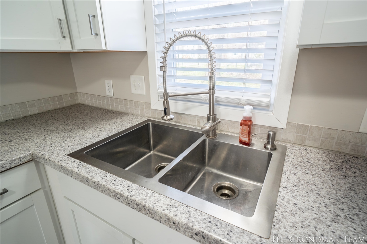 113 N Prospect Street, Belding, MI, 48809-1445