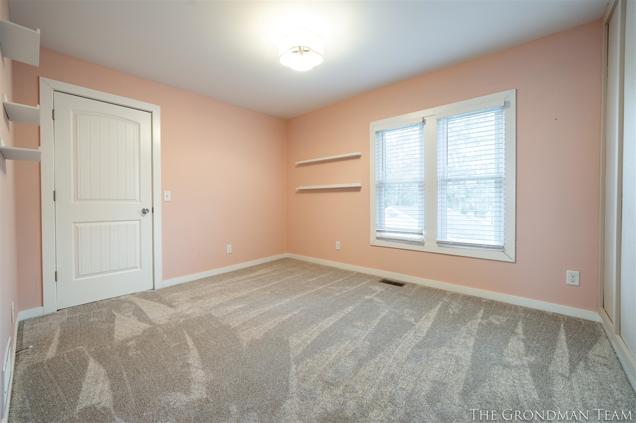 113 N Prospect Street, Belding, MI, 48809-1445