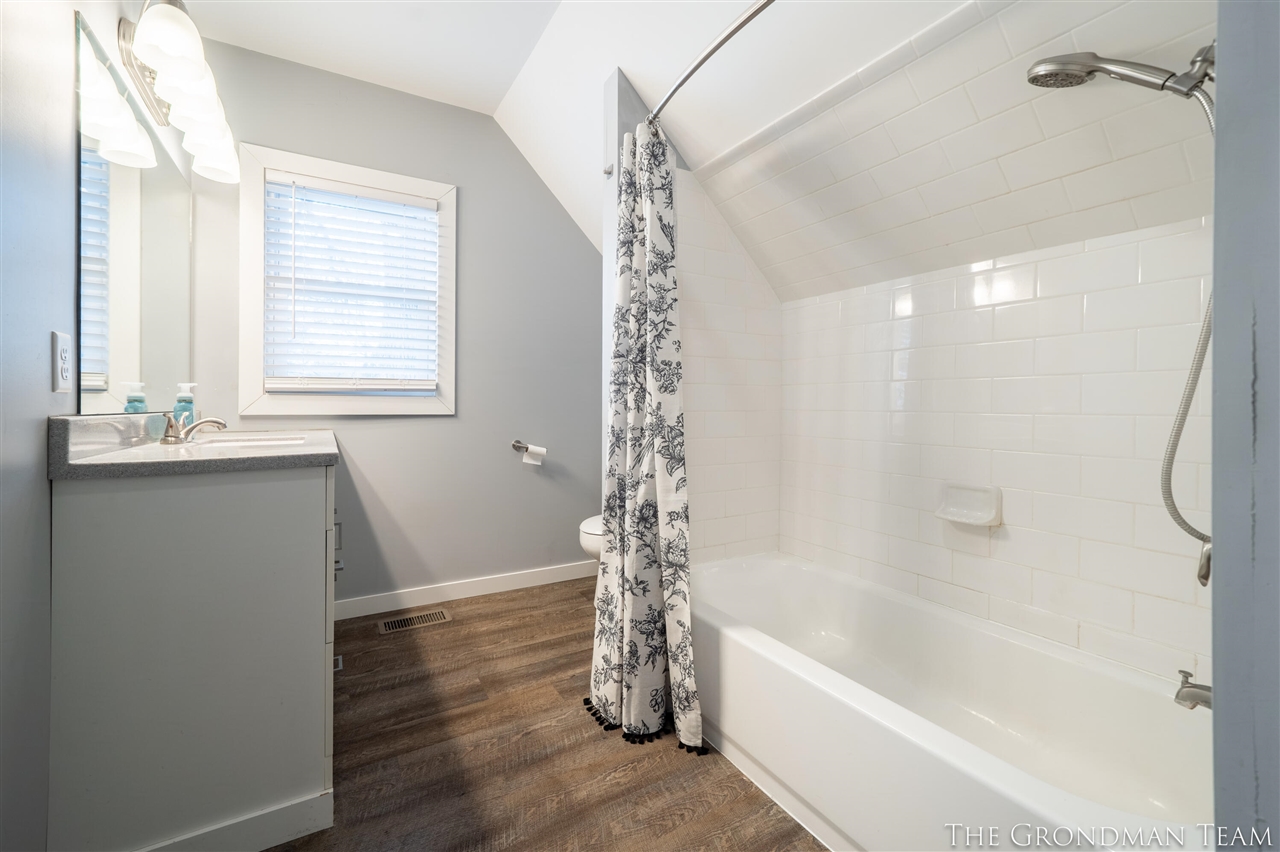 113 N Prospect Street, Belding, MI, 48809-1445