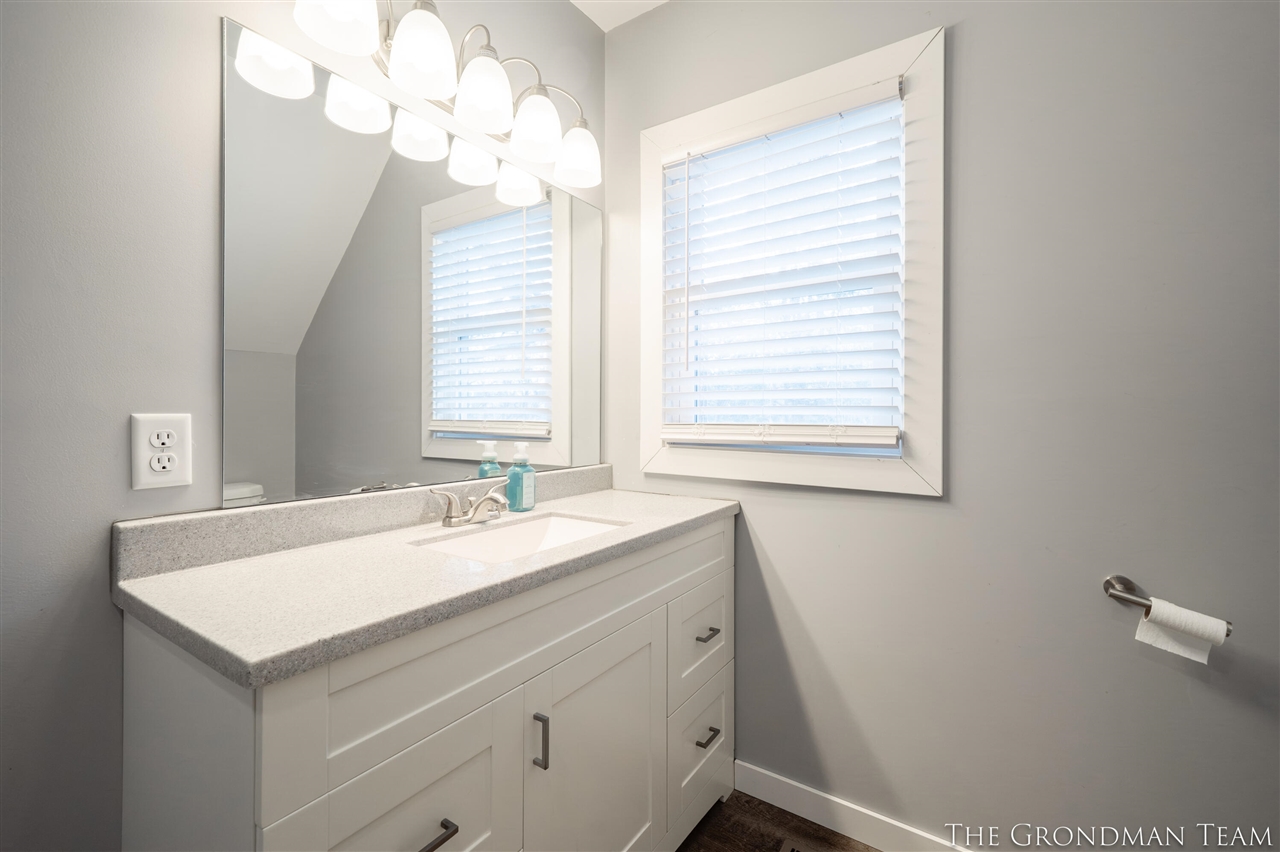 113 N Prospect Street, Belding, MI, 48809-1445