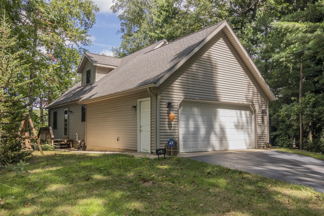 10022 S Rebecca Road, Baldwin, MI, 49304-8806