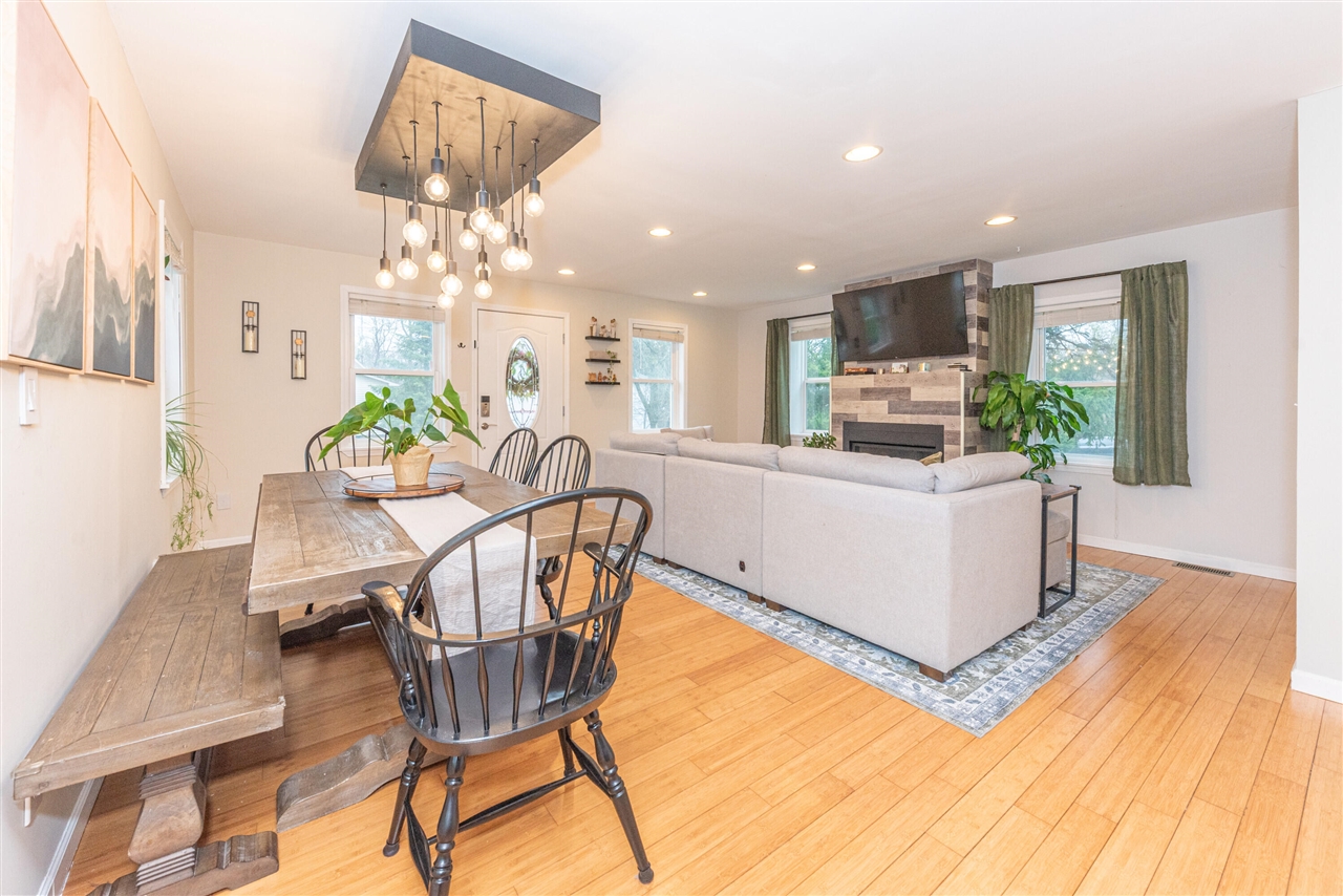 905 Michigan Street, Brighton, MI, 48116-1456