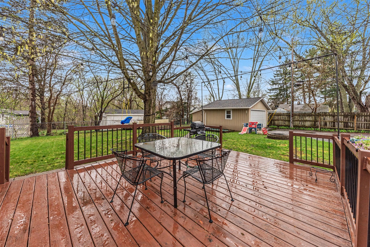 905 Michigan Street, Brighton, MI, 48116-1456