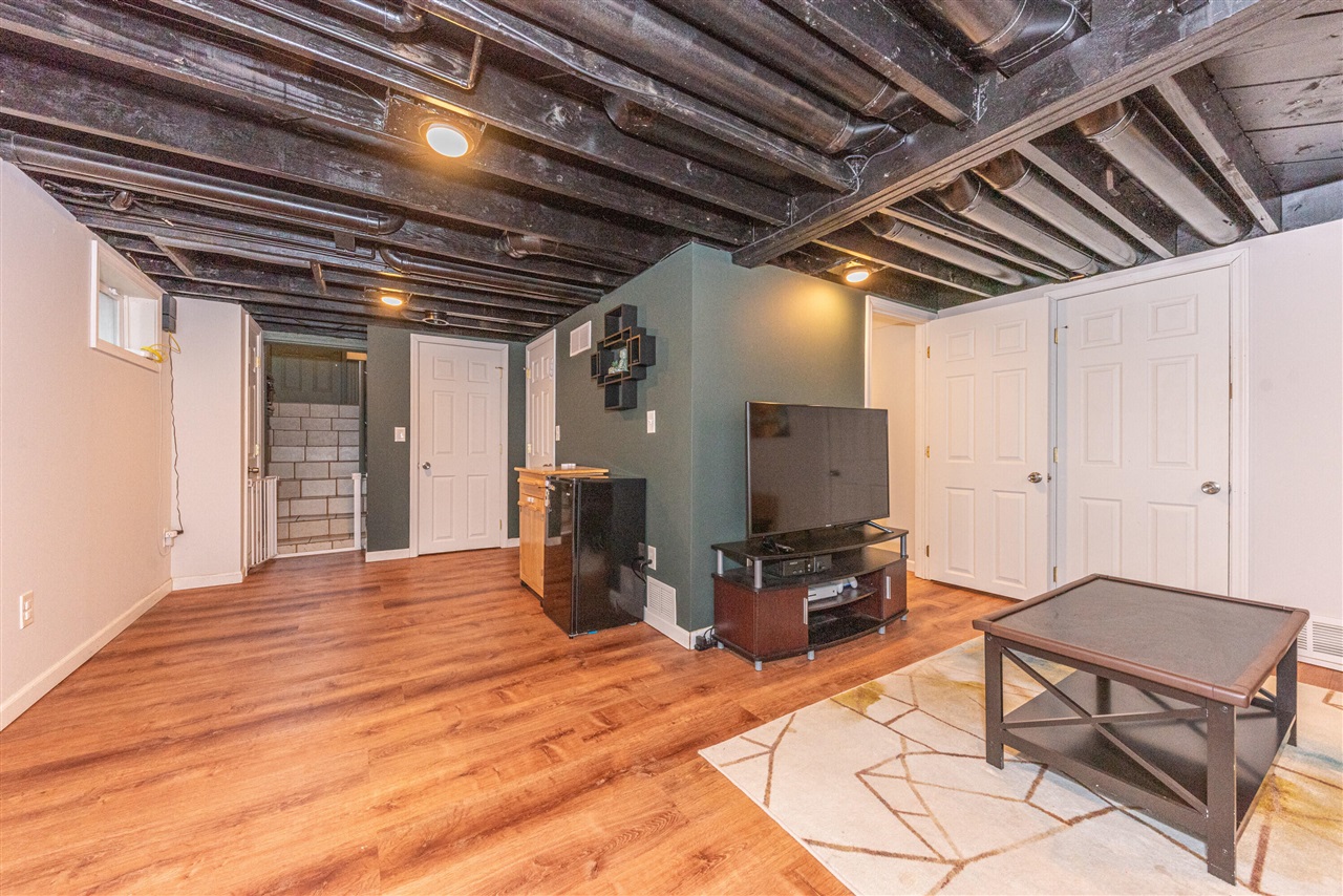 905 Michigan Street, Brighton, MI, 48116-1456