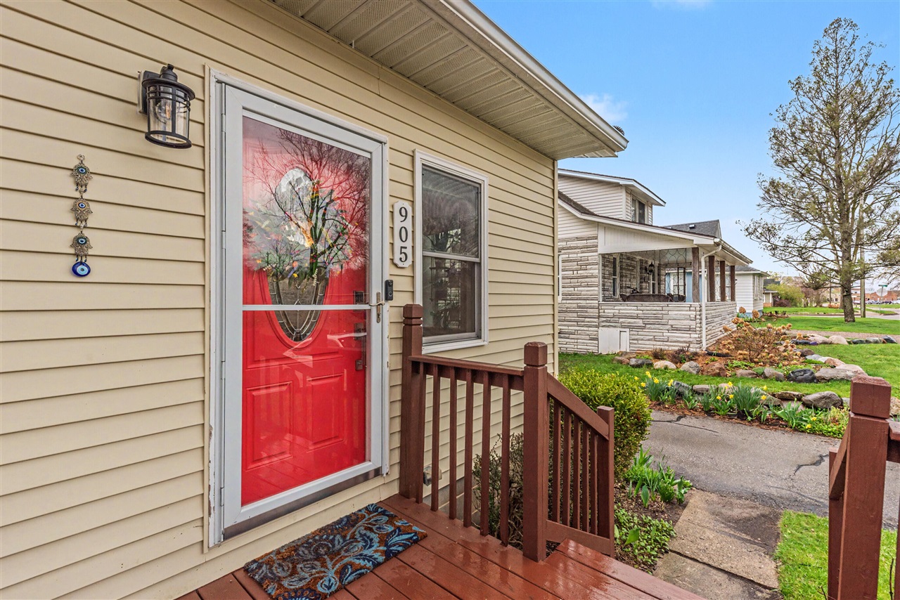 905 Michigan Street, Brighton, MI, 48116-1456