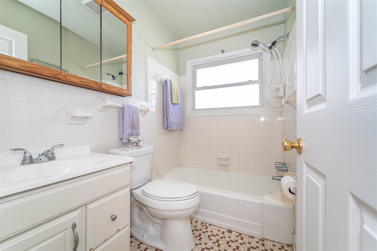 1386 Borgstrom Avenue, Ypsilanti, MI, 48198-6405