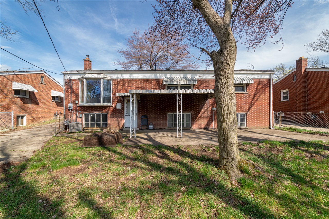 1386 Borgstrom Avenue, Ypsilanti, MI, 48198-6405