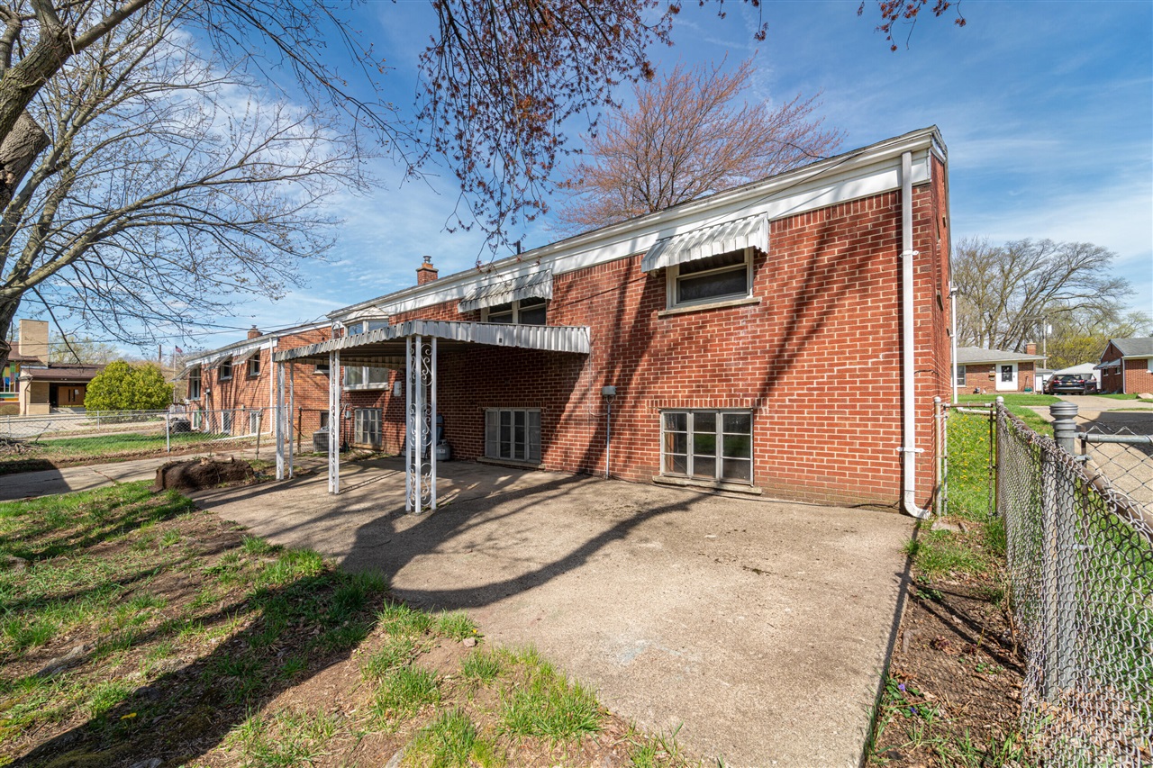 1386 Borgstrom Avenue, Ypsilanti, MI, 48198-6405