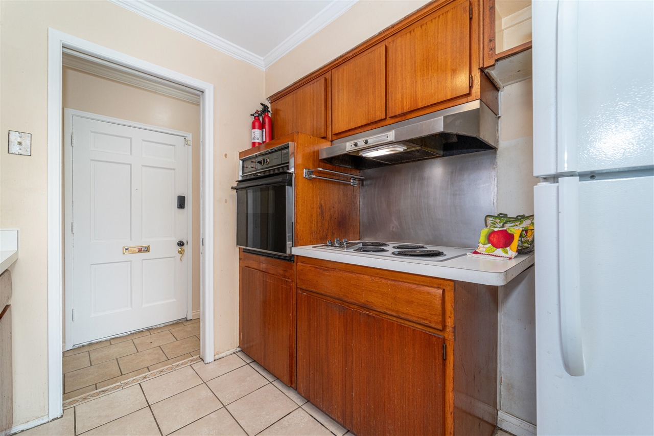 1386 Borgstrom Avenue, Ypsilanti, MI, 48198-6405