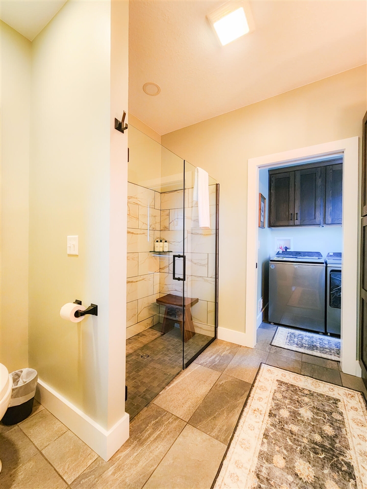 237 Glei Court, Hillsdale, MI, 49242