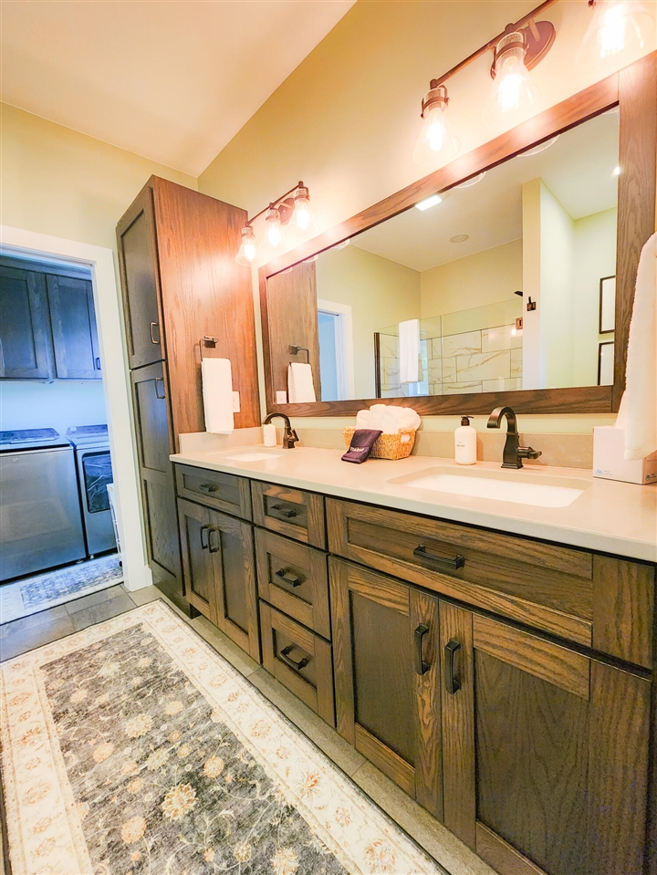 237 Glei Court, Hillsdale, MI, 49242