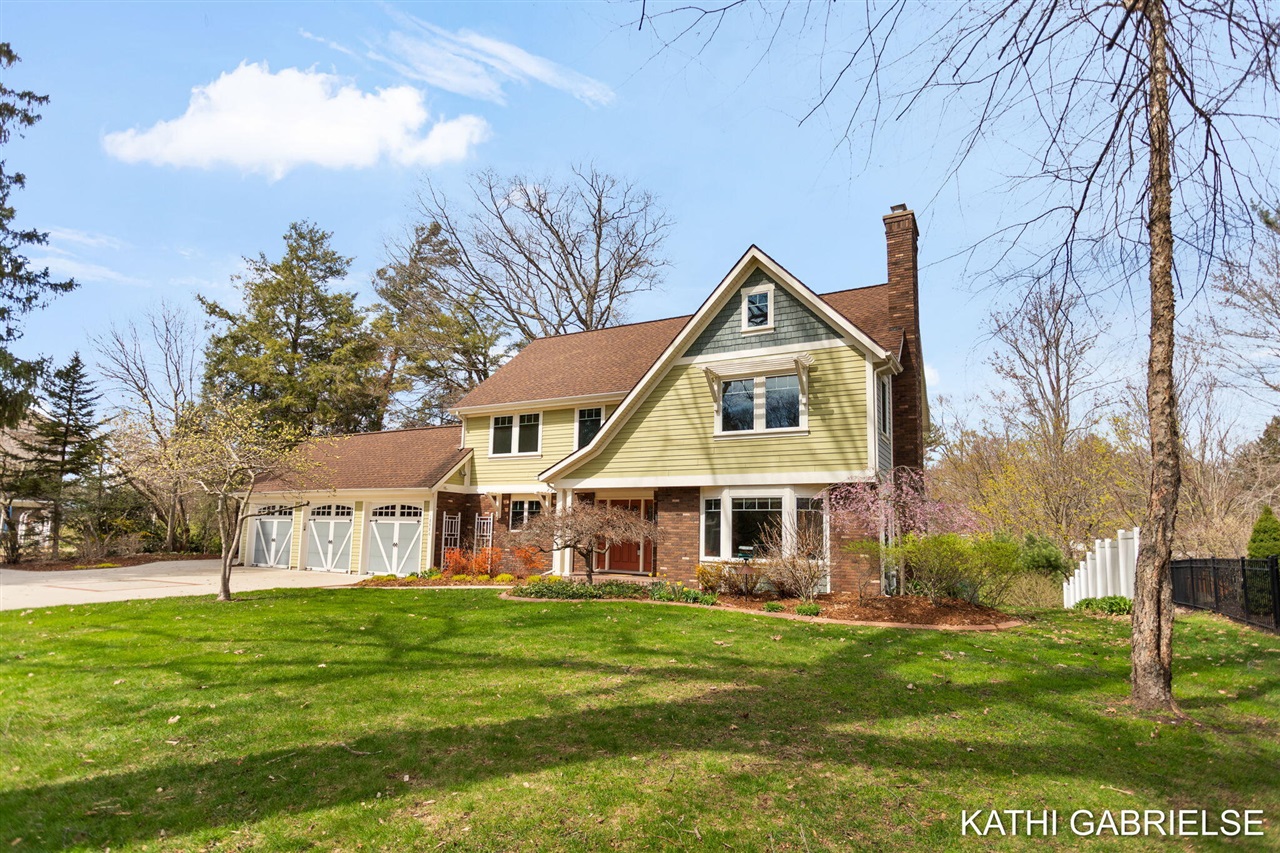 18886 Greenwood Court, Spring Lake, MI, 49456