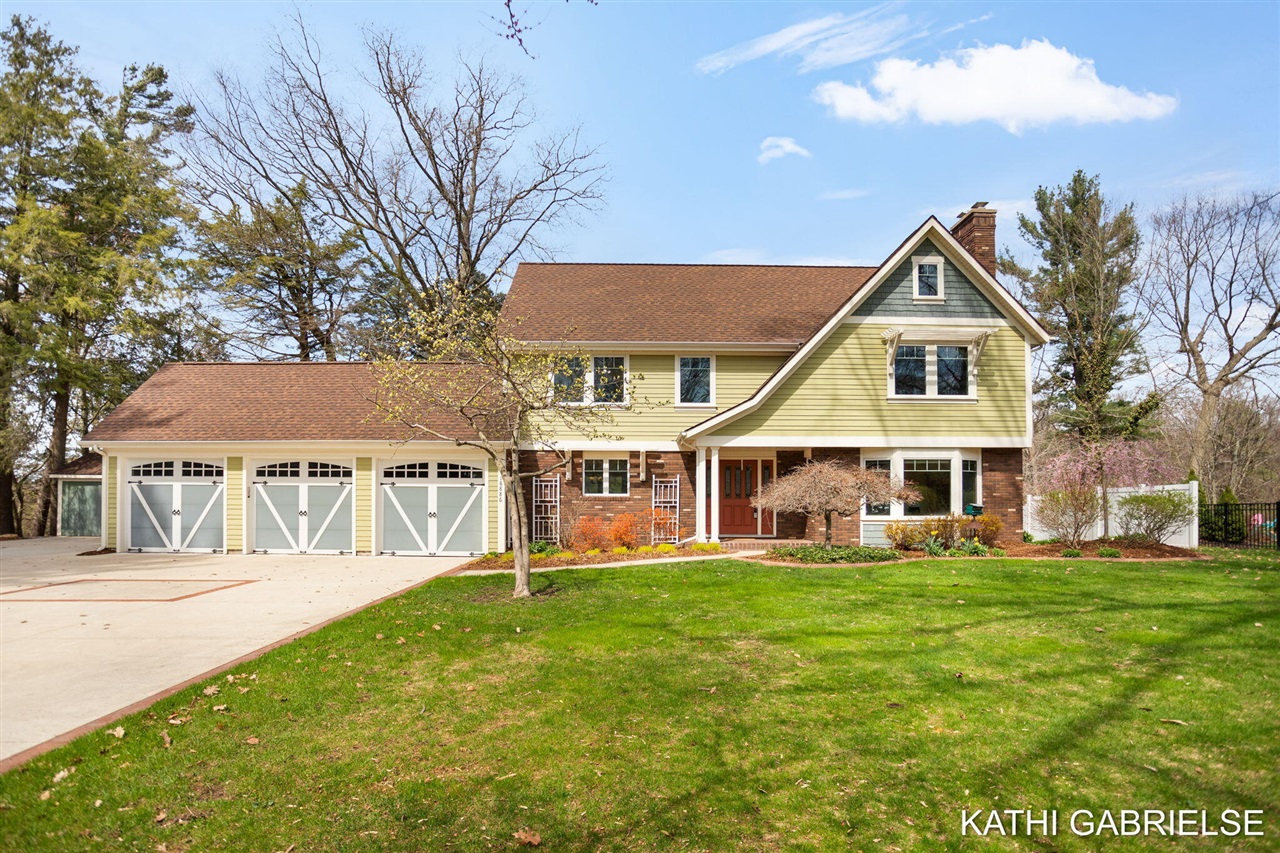 18886 Greenwood Court, Spring Lake, MI, 49456