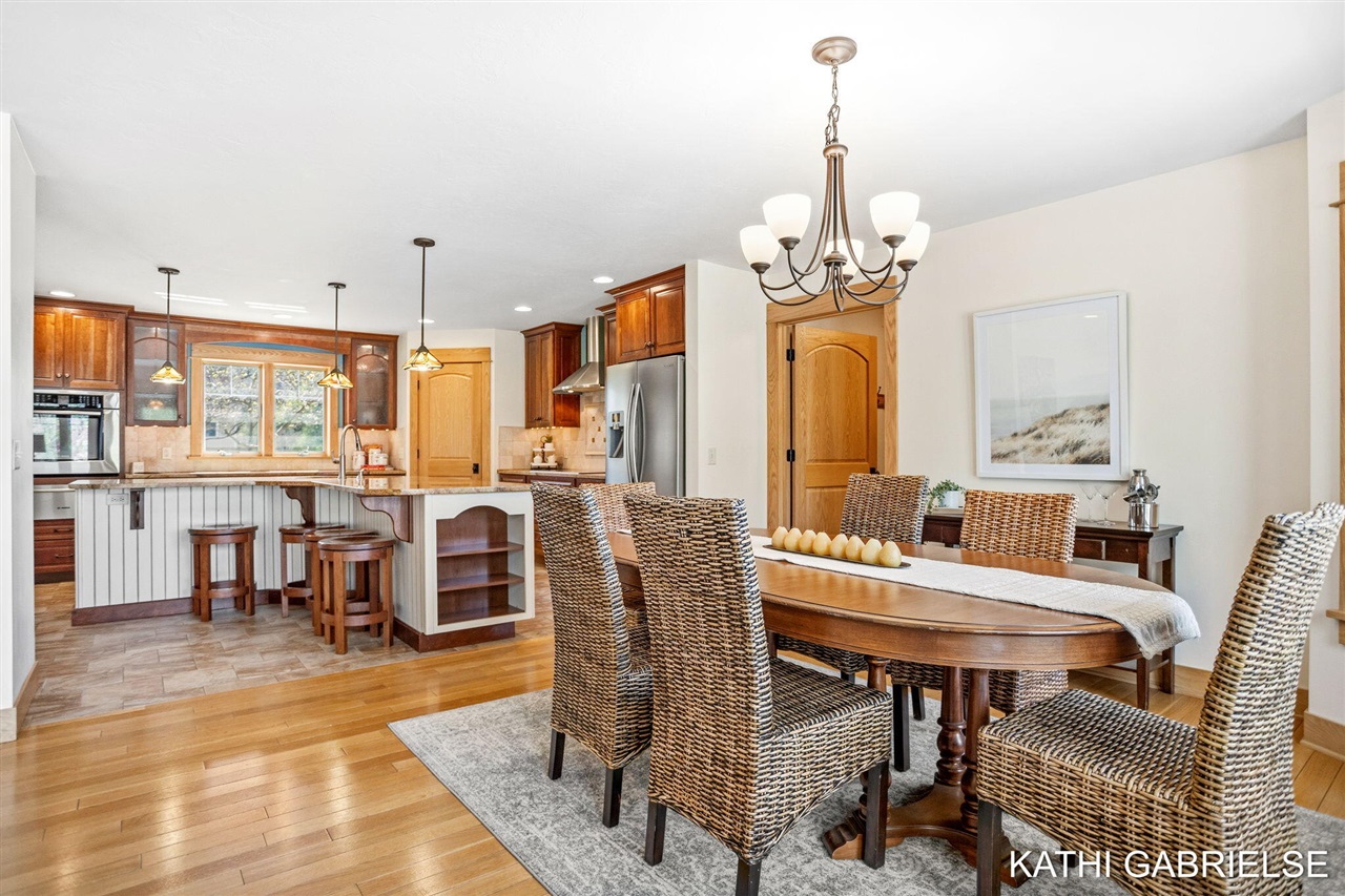 18886 Greenwood Court, Spring Lake, MI, 49456