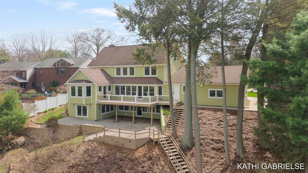 18886 Greenwood Court, Spring Lake, MI, 49456