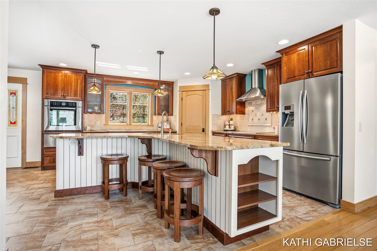 18886 Greenwood Court, Spring Lake, MI, 49456