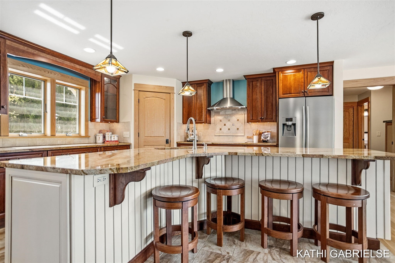 18886 Greenwood Court, Spring Lake, MI, 49456