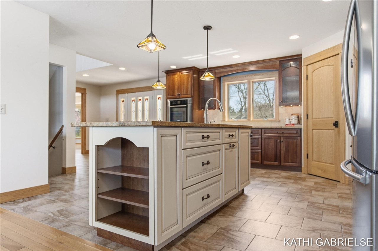 18886 Greenwood Court, Spring Lake, MI, 49456