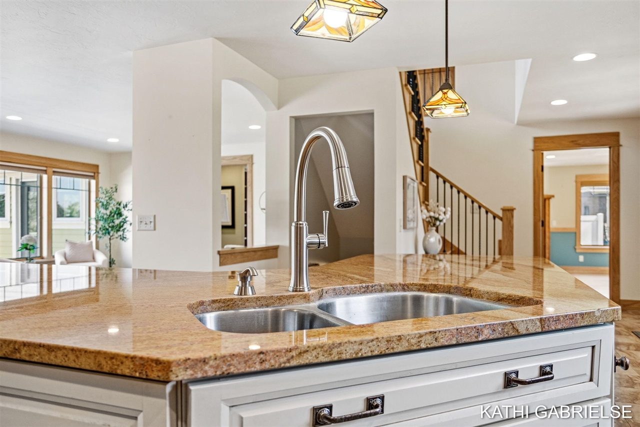 18886 Greenwood Court, Spring Lake, MI, 49456