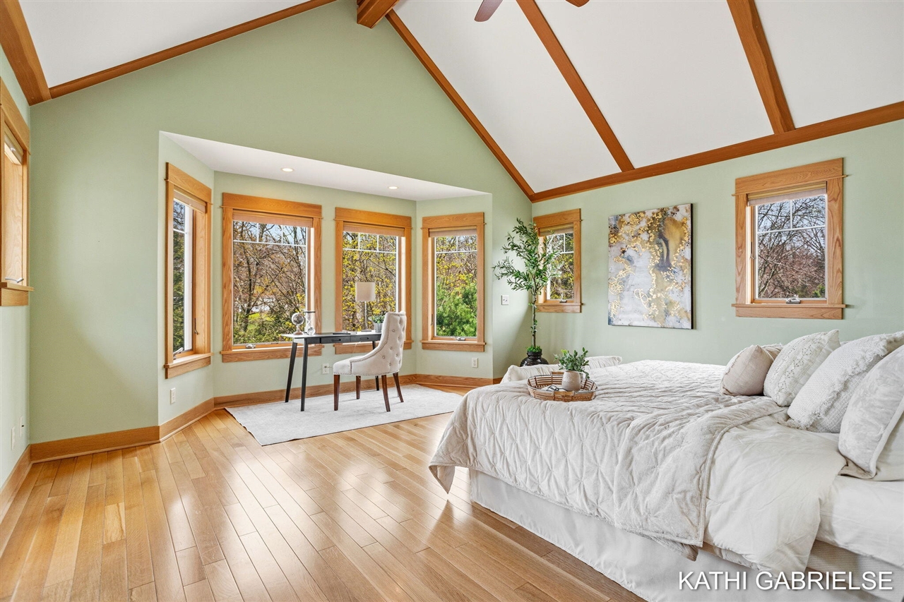 18886 Greenwood Court, Spring Lake, MI, 49456