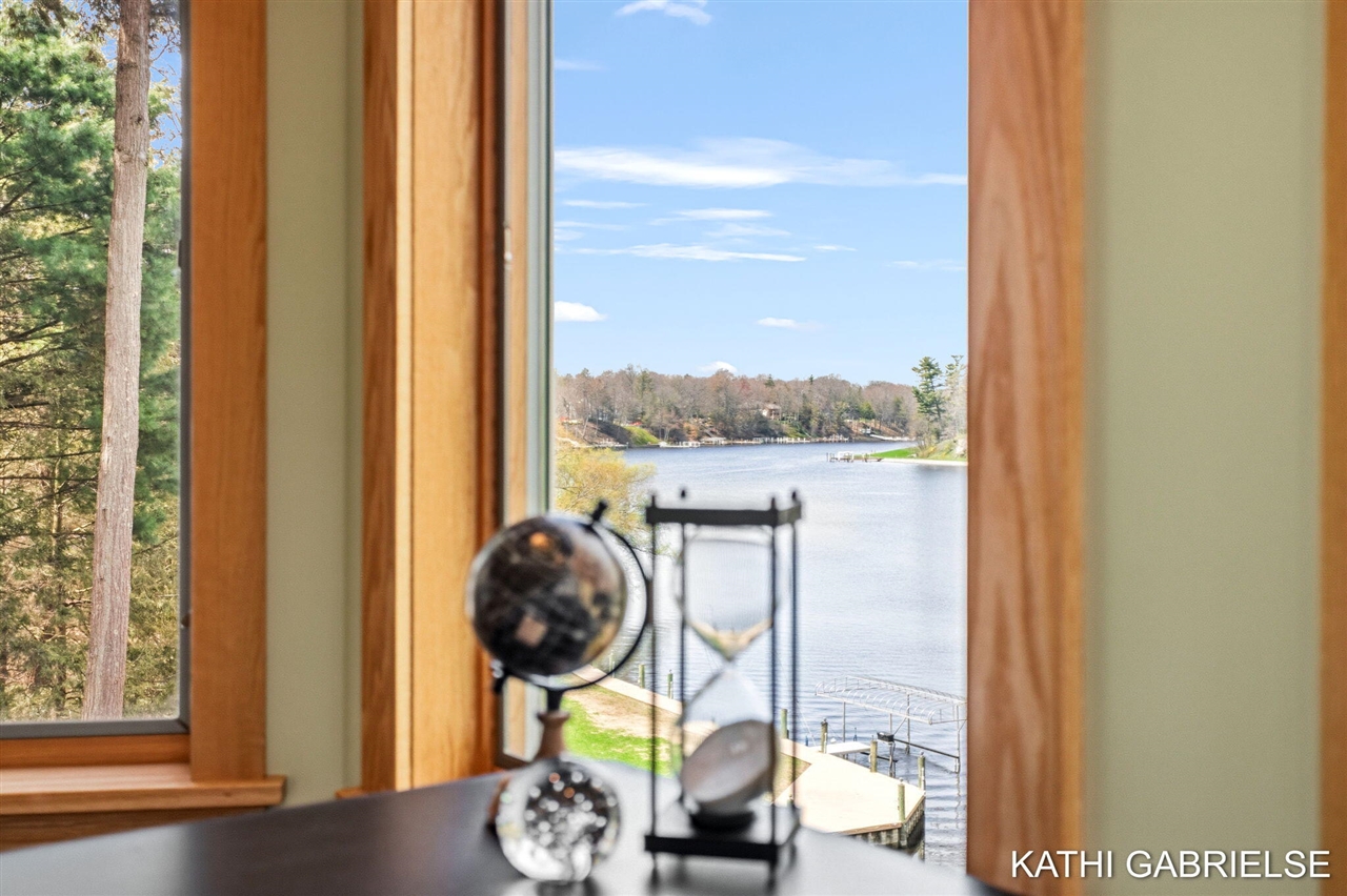 18886 Greenwood Court, Spring Lake, MI, 49456