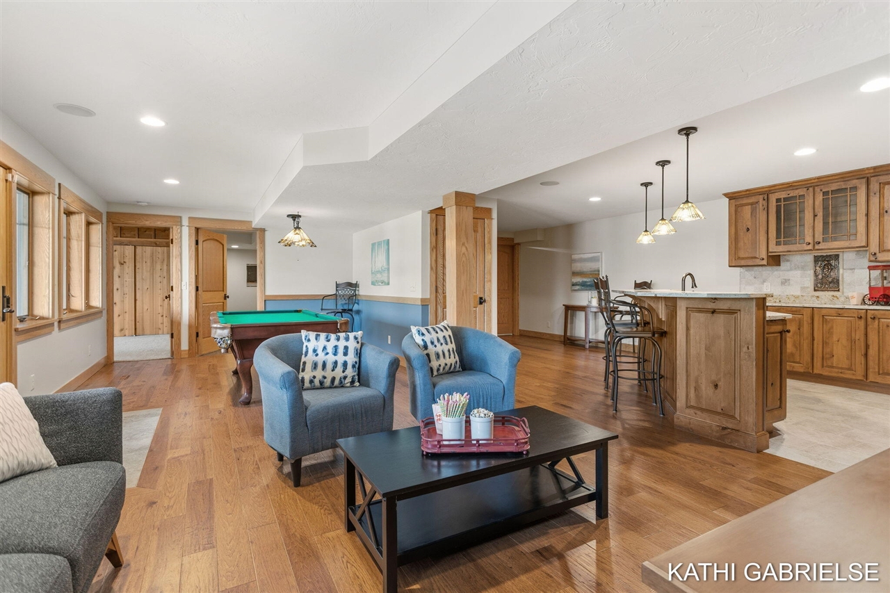 18886 Greenwood Court, Spring Lake, MI, 49456