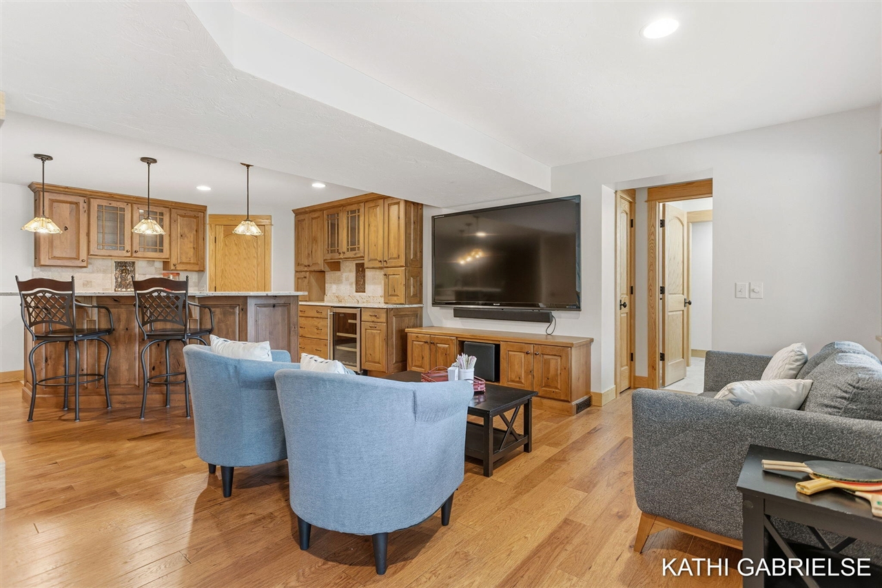 18886 Greenwood Court, Spring Lake, MI, 49456