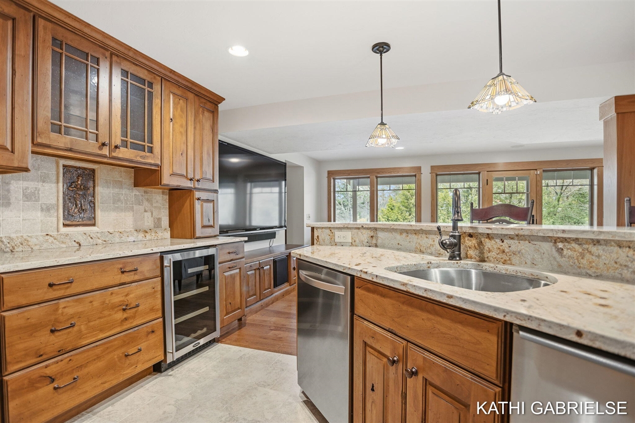 18886 Greenwood Court, Spring Lake, MI, 49456