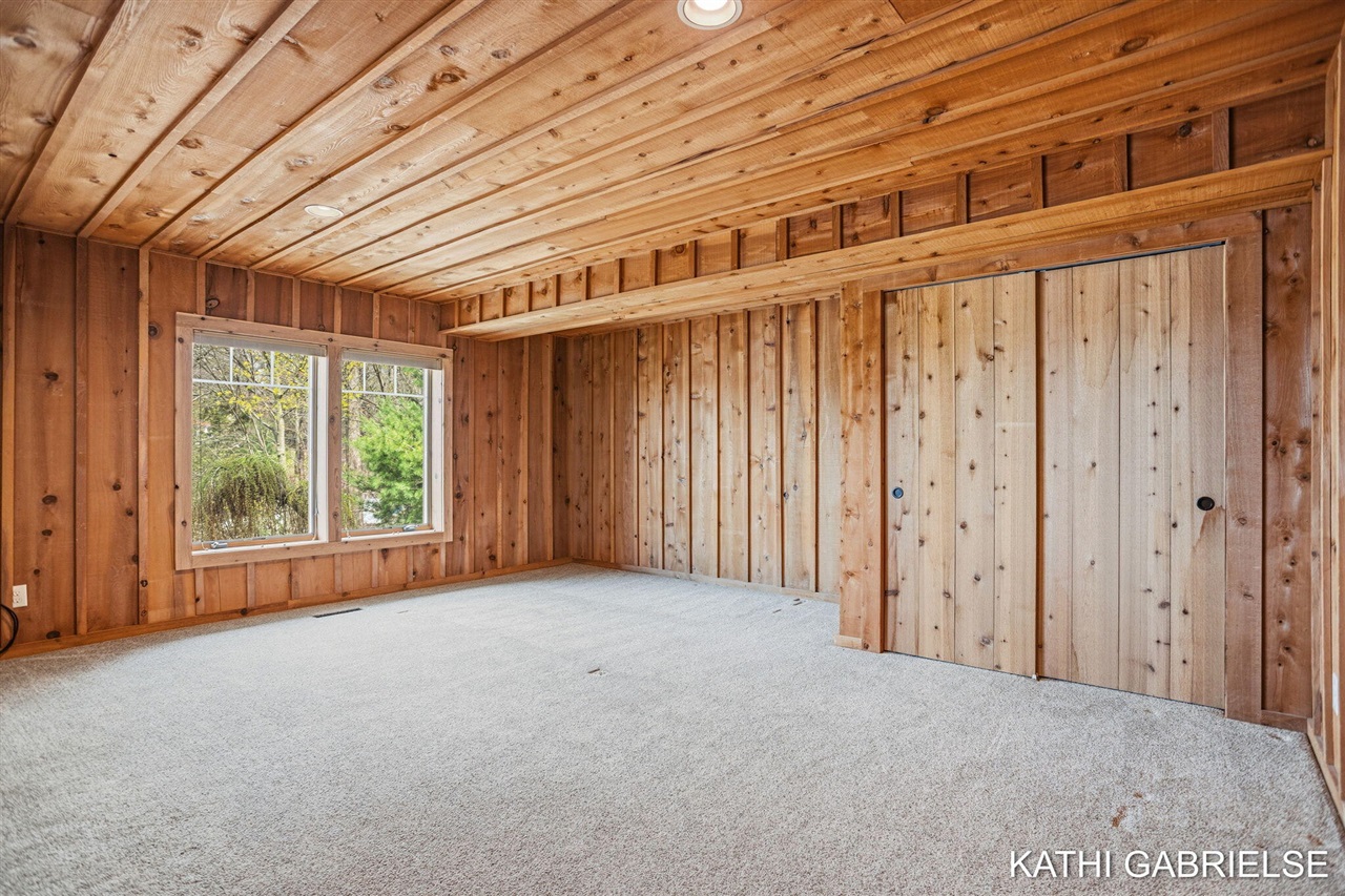 18886 Greenwood Court, Spring Lake, MI, 49456