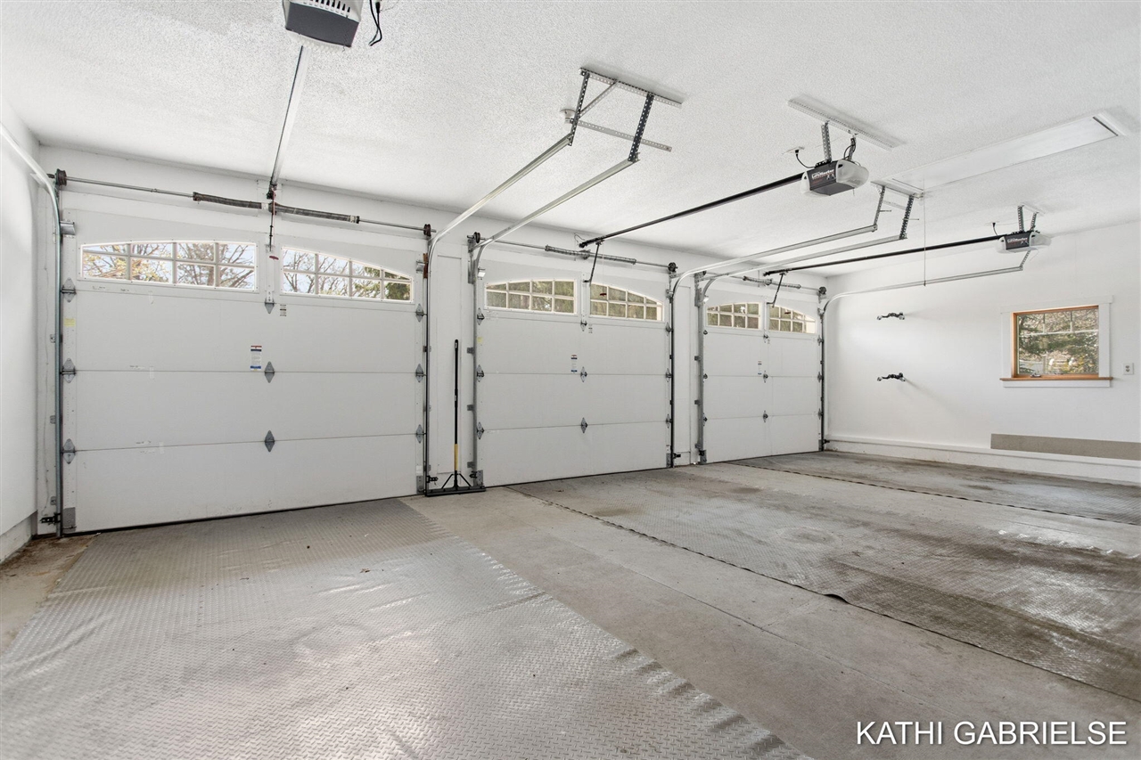 18886 Greenwood Court, Spring Lake, MI, 49456