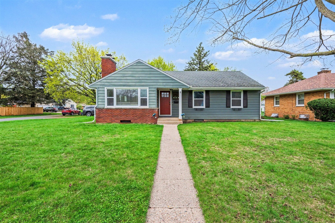 32099 Saint Margaret Street, Saint Clair Shores, MI, 48082 2241