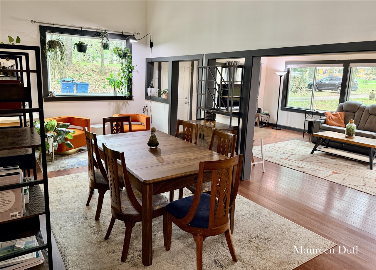 17684 Robbins Road, Grand Haven, MI, 49417-9318